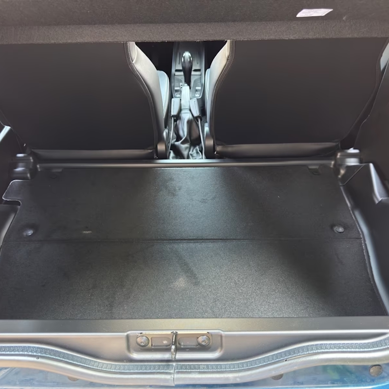 js50-elite-interior2
